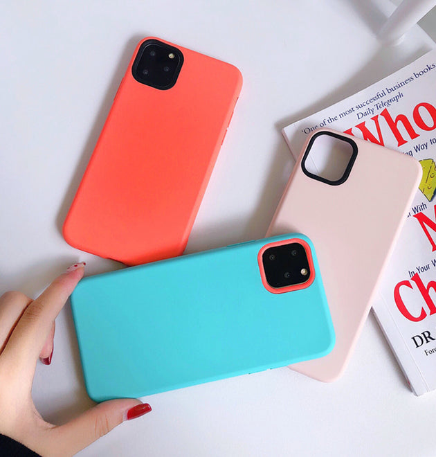 Mobile phone case hits macaron